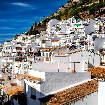 Simplistic In Costa Near Seabeach Mijas
