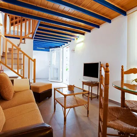 Holiday home Simplistic In Costa Near Seabeach *